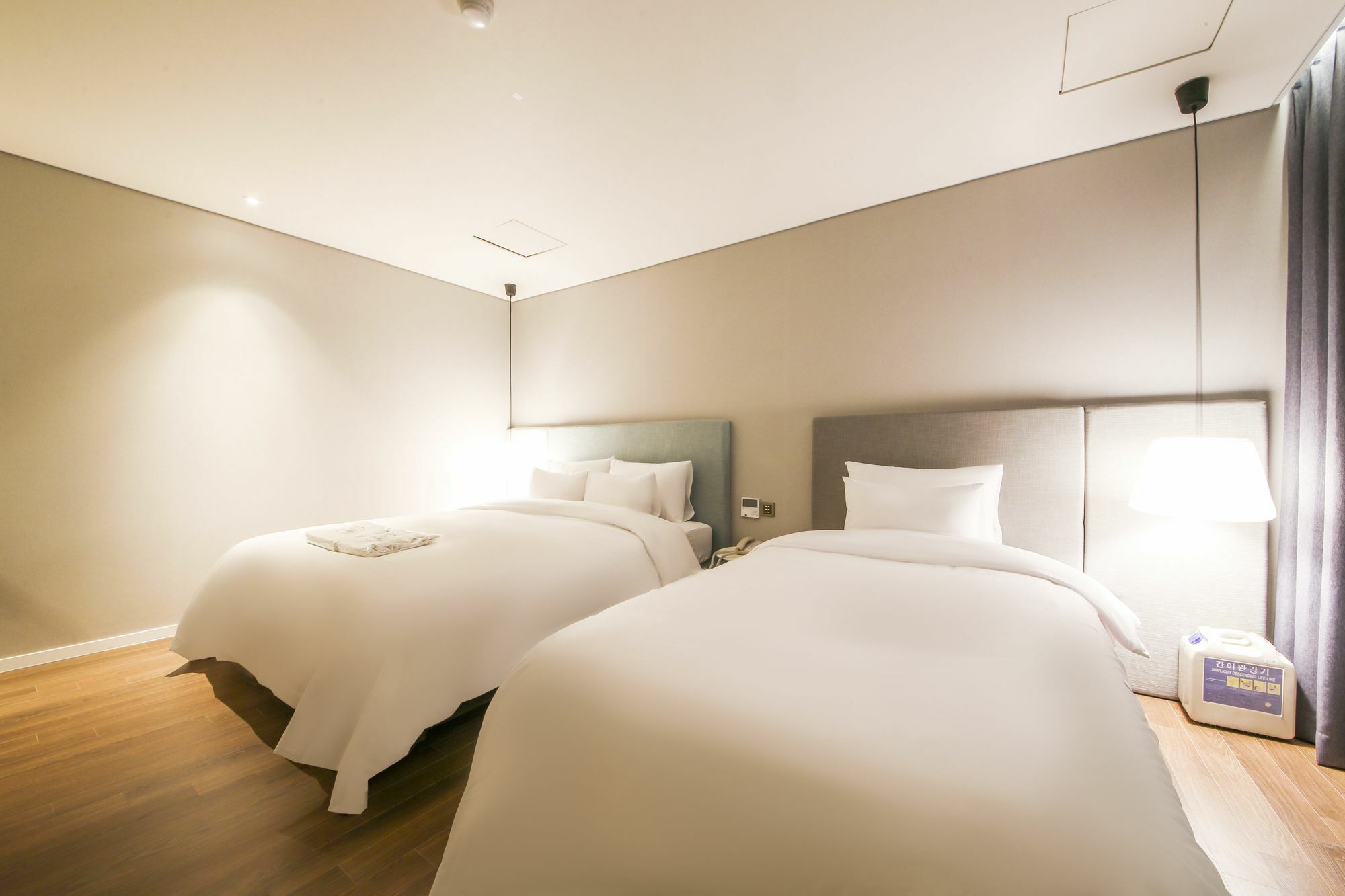 Hotel Londoner Hwamyeong Busan Exterior photo