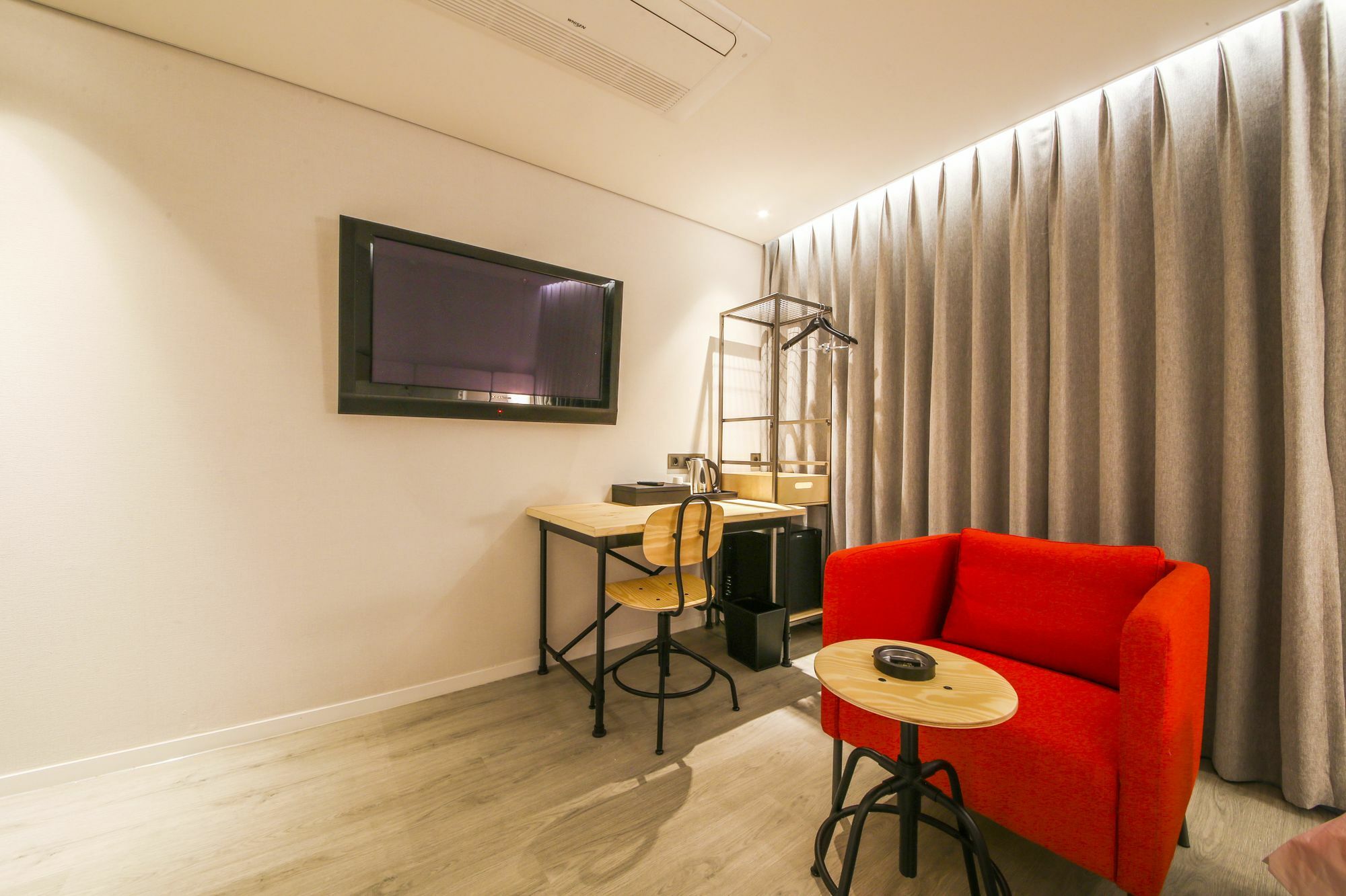 Hotel Londoner Hwamyeong Busan Exterior photo